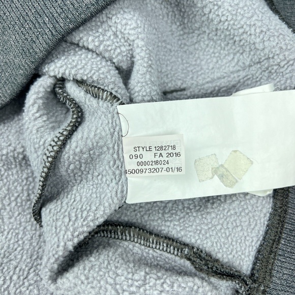 Under Armour Sweater‎ Womens Small Gray Power In Pink Camo Half Zip Pullover - Picture 15 of 16